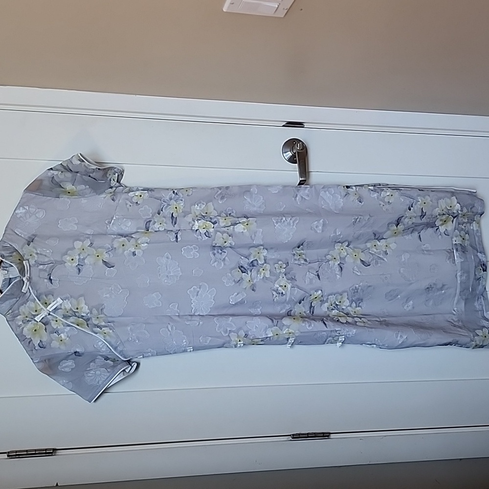 Short Sleeve Light Grey And Yellow Floral Cheongsam/Qipao
